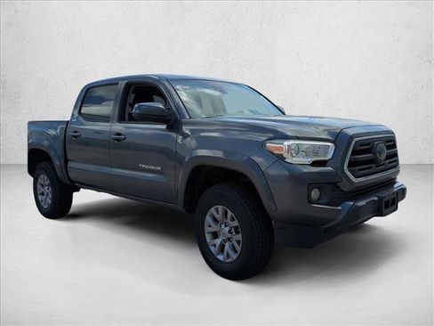 Used 2019 Toyota Tacoma SR5 RWD image 3