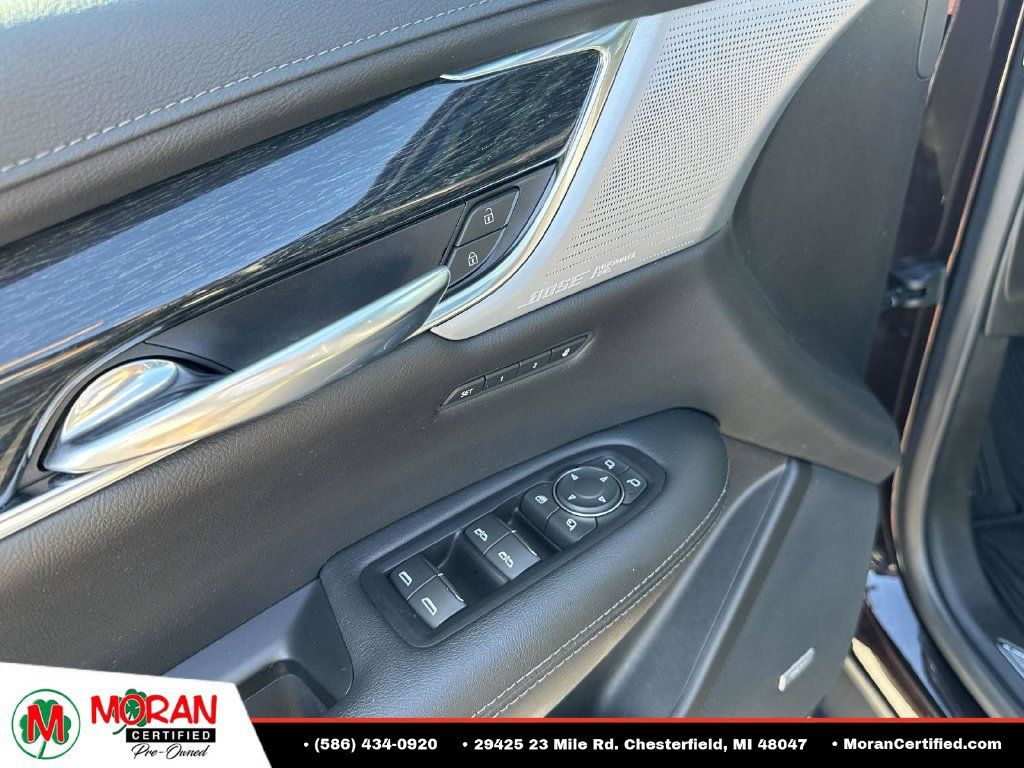 Used 2020 Cadillac XT5 Premium Luxury FWD image 15
