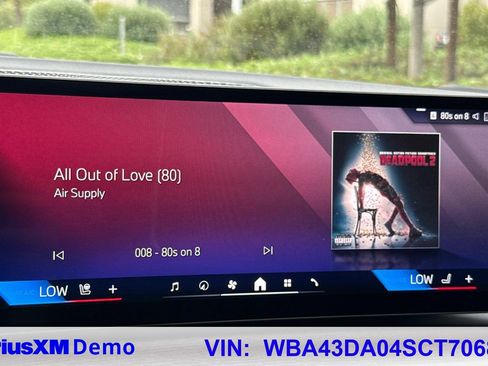 Used 2025 BMW 430i Coupe w/ Premium Package image 37