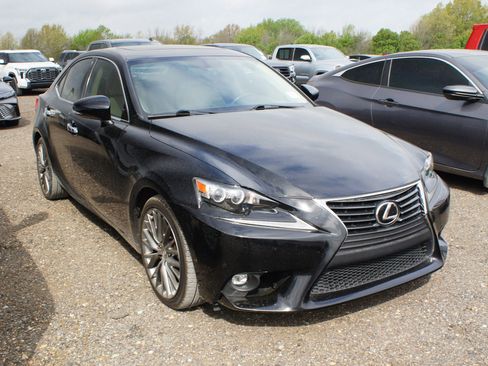 Used 2015 Lexus IS 250 w/ Navigation System Package image 3
