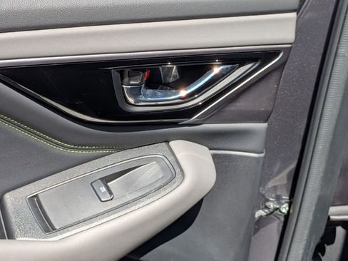 Used 2025 Subaru Outback Onyx Edition image 28