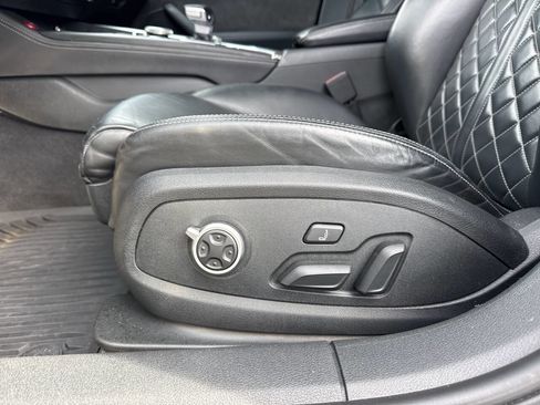 Used 2019 Audi S4 Premium Plus w/ Premium Plus Package image 36