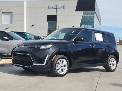 Certified 2025 Kia Soul LX w/ LX Technology Package