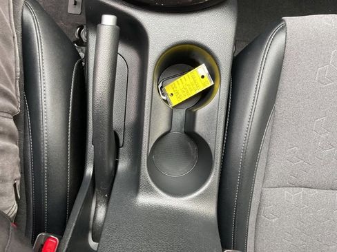 Certified 2024 Kia Seltos S image 11