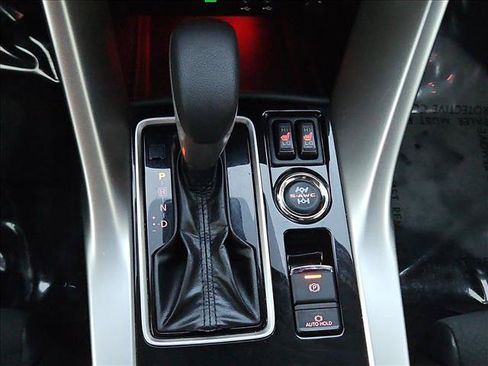 Used 2025 Mitsubishi Eclipse Cross SE AWD/4WD image 12
