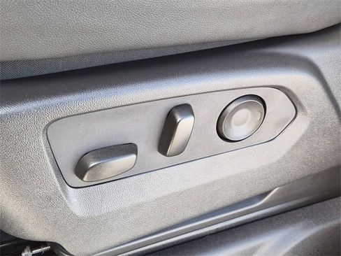 Used 2025 Chevrolet Silverado 1500 ZR2 w/ Technology Package image 16