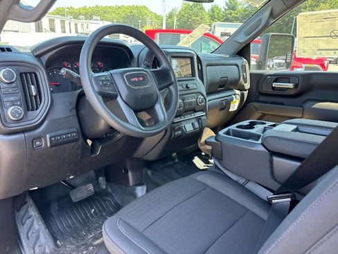 New 2026 GMC Sierra 3500 Pro w/ Convenience Package AWD/4WD image 4