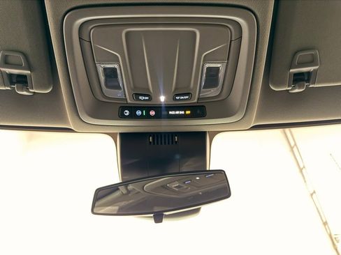 Used 2022 Chevrolet Silverado 1500 LT image 19