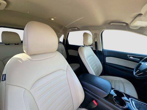 Used 2018 Ford Edge SEL w/ Equipment Group 201A image 28