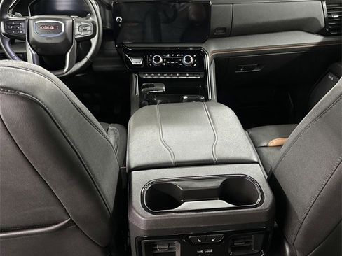 Used 2024 GMC Sierra 1500 AT4 w/ Technology Package image 29