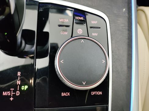 Used 2022 BMW X5 sDrive40i w/ Parking Assistance Package image 18