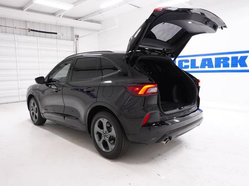 Used 2024 Ford Escape ST-Line w/ Tech Pack #1 image 8