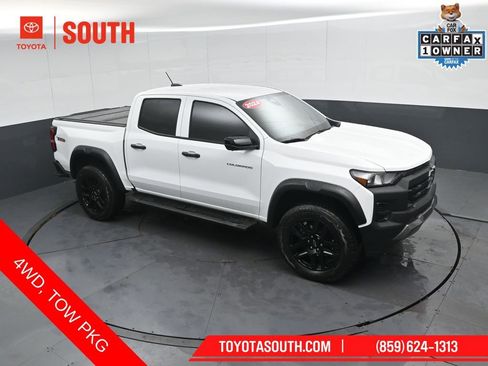 Used 2024 Chevrolet Colorado Trail Boss w/ Technology Package image 41