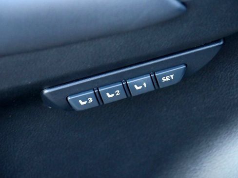 Used 2018 Lexus NX 300 FWD image 15