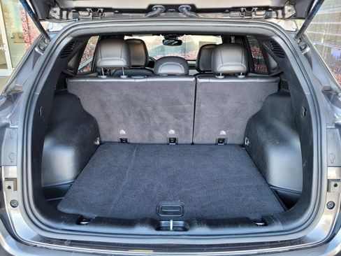 Used 2023 Jeep Compass Limited image 8