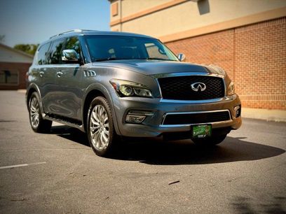 Used 2016 INFINITI QX80 4WD w/ Deluxe Technology Package