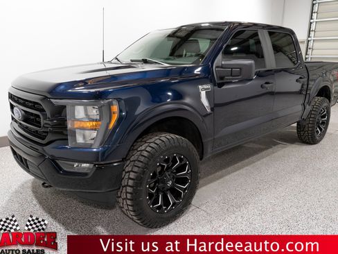 Used 2023 Ford F150 XLT image 2