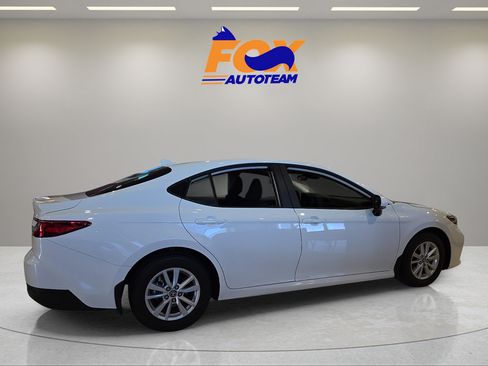 New 2026 Toyota Camry LE FWD image 5
