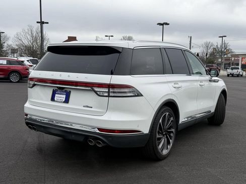 Used 2020 Lincoln Aviator Reserve w/ Equipment Group 202A image 6