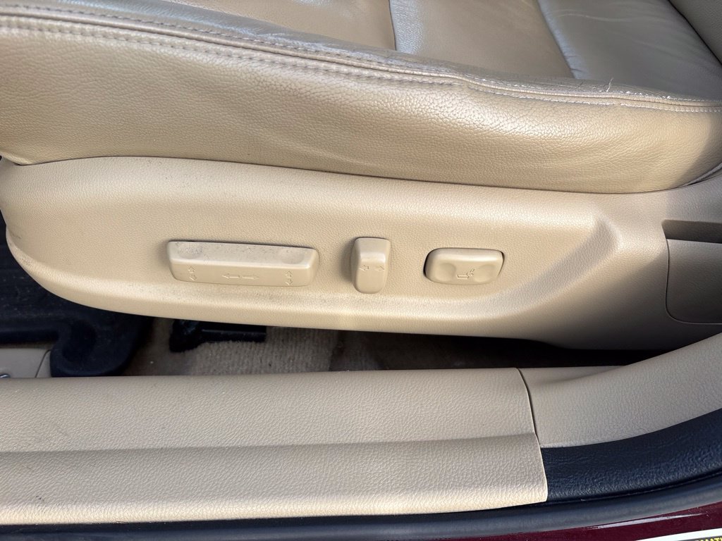 Used 2012 Honda Accord EX-L image 17