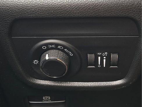 New 2026 Jeep Grand Cherokee Laredo X AWD/4WD image 17