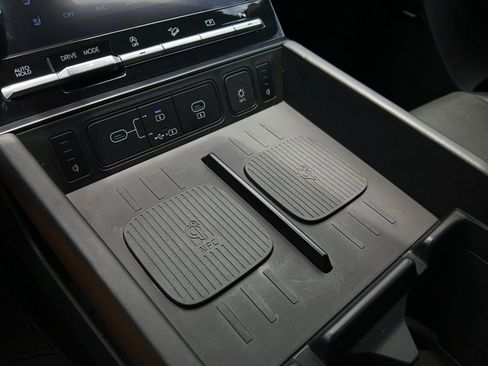 Used 2024 Hyundai Santa Fe Calligraphy FWD image 19