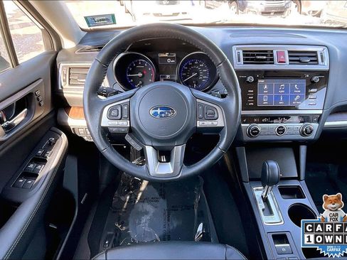 Used 2017 Subaru Outback 2.5i Limited image 5