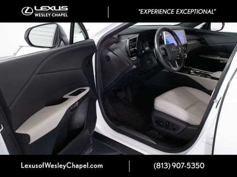 Used 2024 Lexus RX 350 Premium Plus w/ Convenience Package FWD image 21
