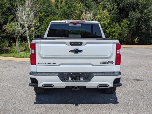 Used 2025 Chevrolet Silverado 1500 High Country AWD/4WD image 6