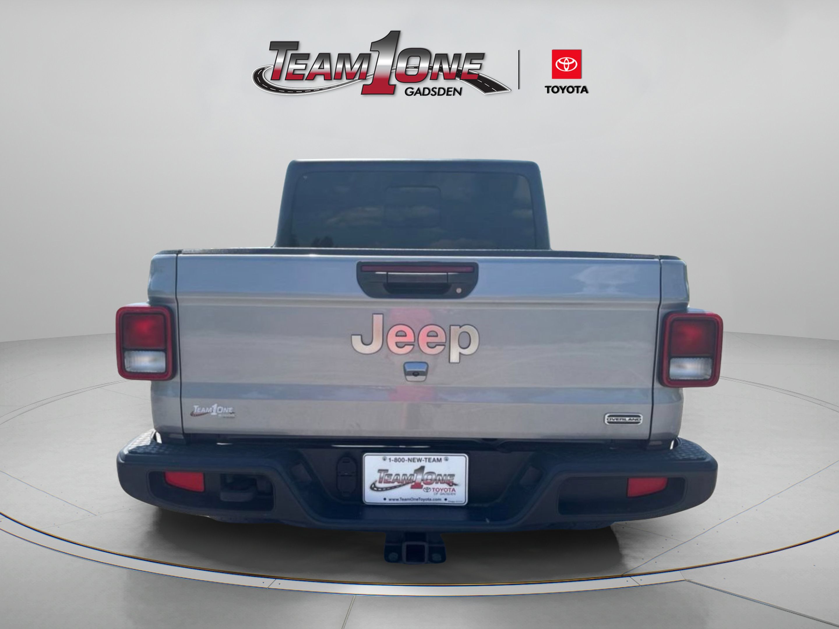 Used 2020 Jeep Gladiator Overland AWD/4WD image 6