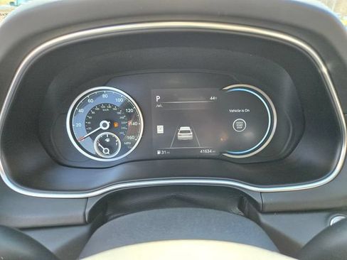Used 2024 Genesis GV80 2.5T AWD/4WD image 33