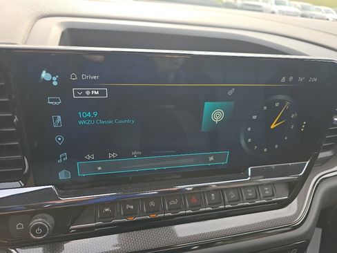 Used 2023 Chevrolet Silverado 1500 ZR2 w/ Technology Package image 26