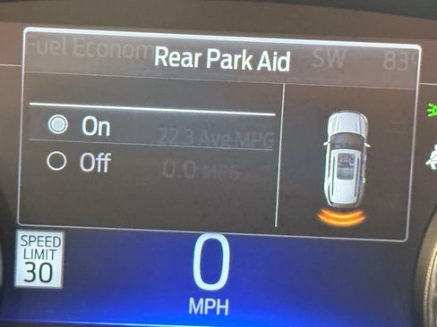 Used 2023 Ford Explorer XLT w/ Equipment Group 202A AWD/4WD image 38