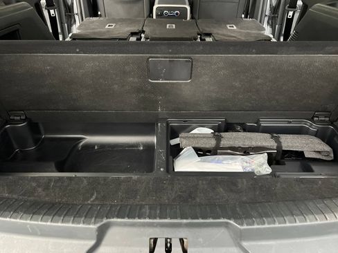 Used 2024 Ford Expedition XLT RWD image 52