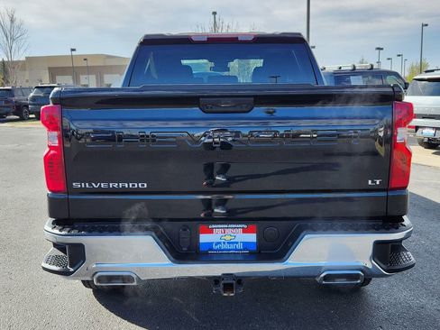 Used 2024 Chevrolet Silverado 1500 LT w/ Z71 Off-Road Package AWD/4WD image 12
