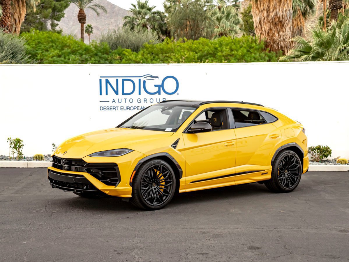 Used 2026 Lamborghini Urus SE AWD/4WD image 1