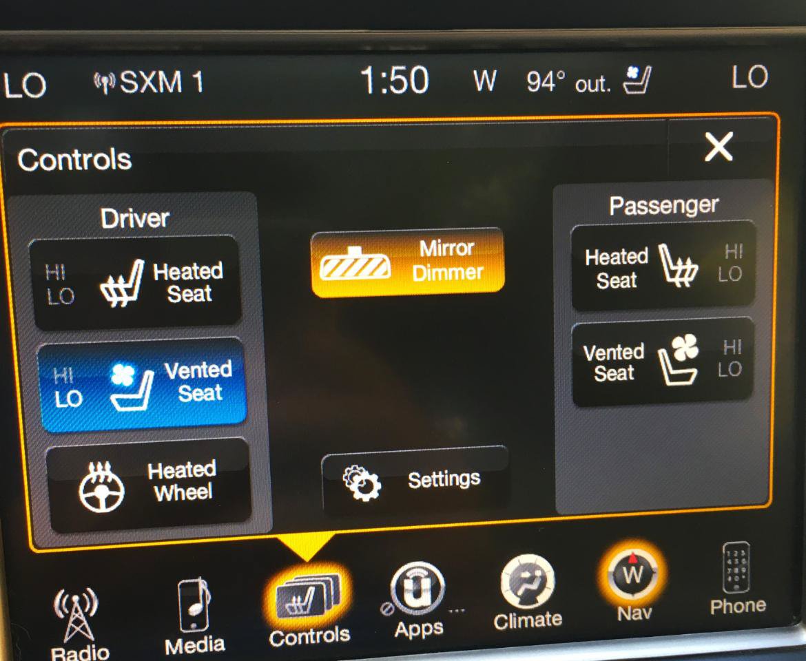 Used 2014 Jeep Grand Cherokee Limited w/ Luxury Group II AWD/4WD image 28