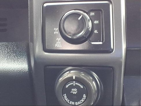 Used 2016 Ford F150 XLT w/ Equipment Group 302A Luxury image 17