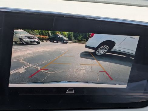 Used 2024 Buick Envista Avenir image 29