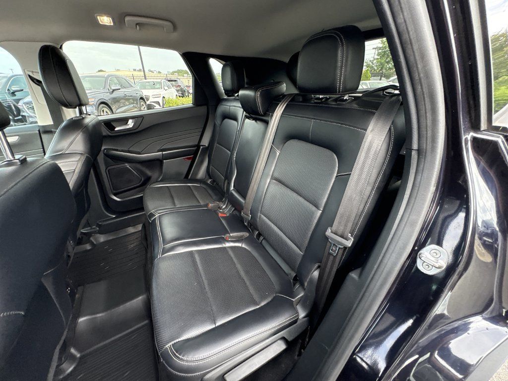 Used 2021 Ford Escape SEL FWD image 28