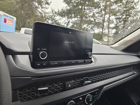 Used 2023 Honda Accord EX image 25