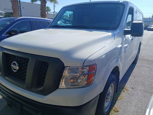 Used 2020 Nissan NV 2500 S RWD image 1