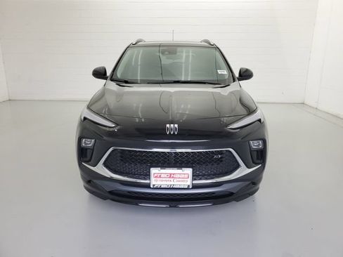 Used 2025 Buick Encore GX Sport Touring w/ Experience Buick Package FWD image 3