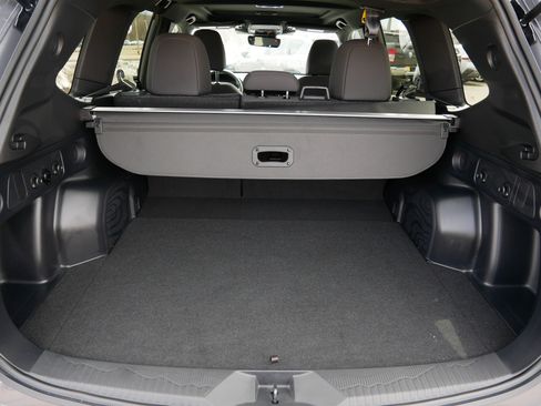 Used 2026 Subaru Forester Premium image 18