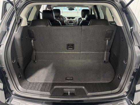 Used 2017 Chevrolet Traverse LT AWD/4WD image 19