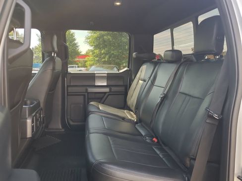 Used 2016 Ford F150 XLT w/ Equipment Group 301A Mid RWD image 13