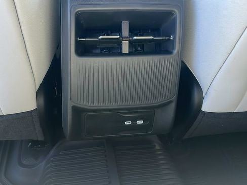 New 2026 Jeep Cherokee Limited AWD/4WD image 21