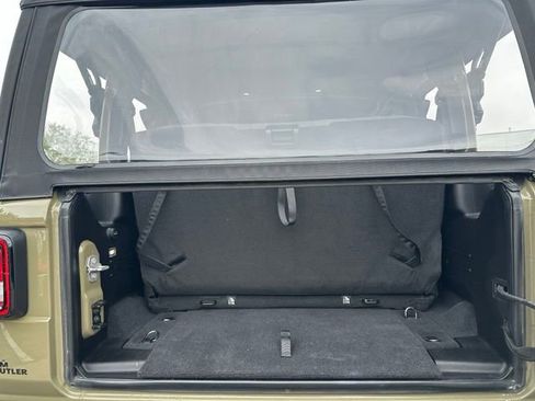 Used 2025 Jeep Wrangler Sport AWD/4WD image 8