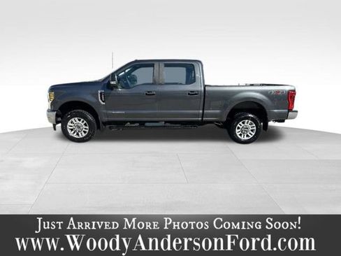 Used 2018 Ford F250 XL w/ STX Appearance Package image 3