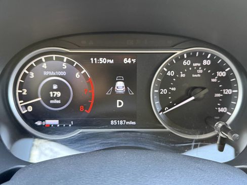 Used 2019 Nissan Kicks SR w/ Exterior Package image 39